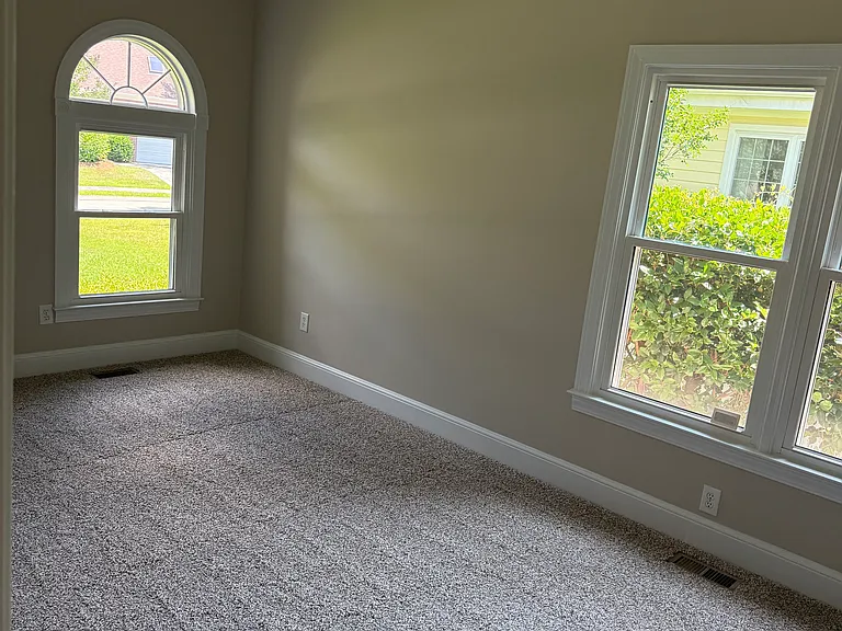 3205 Dalton Ct — Photo 18