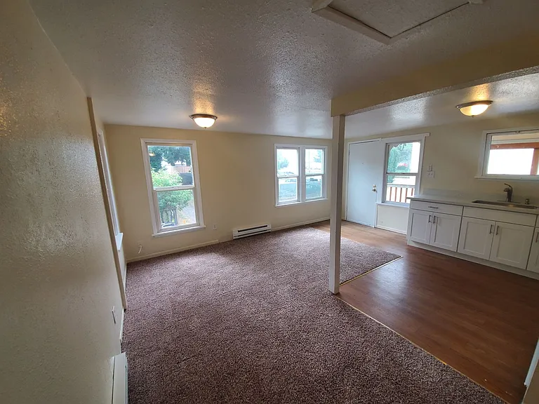 1222 Park Ave #4 — Photo 6