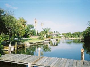 1610 Bay Shore Dr, Cocoa Beach, FL 32931