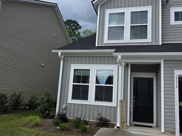 1752 Hunting Harris Ct SW — Photo 1