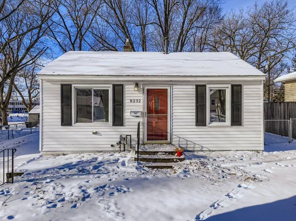 8232 Wentworth Ave S, Bloomington, MN 55420