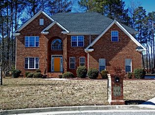821 Edinburgh Ct, Smithfield, VA 23430