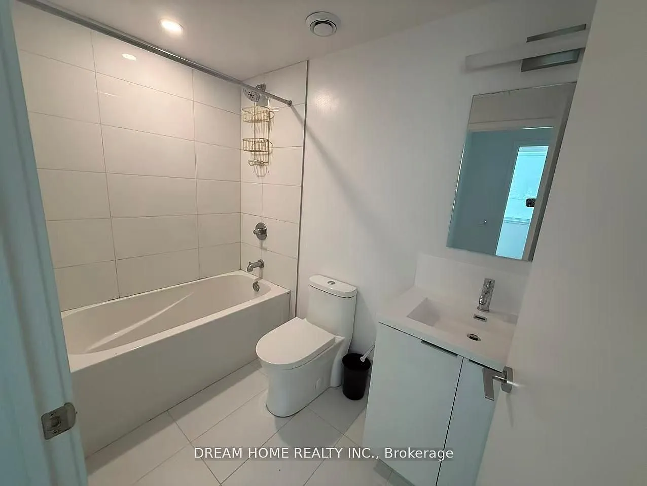 1 bed, $2,200 — Photo 4