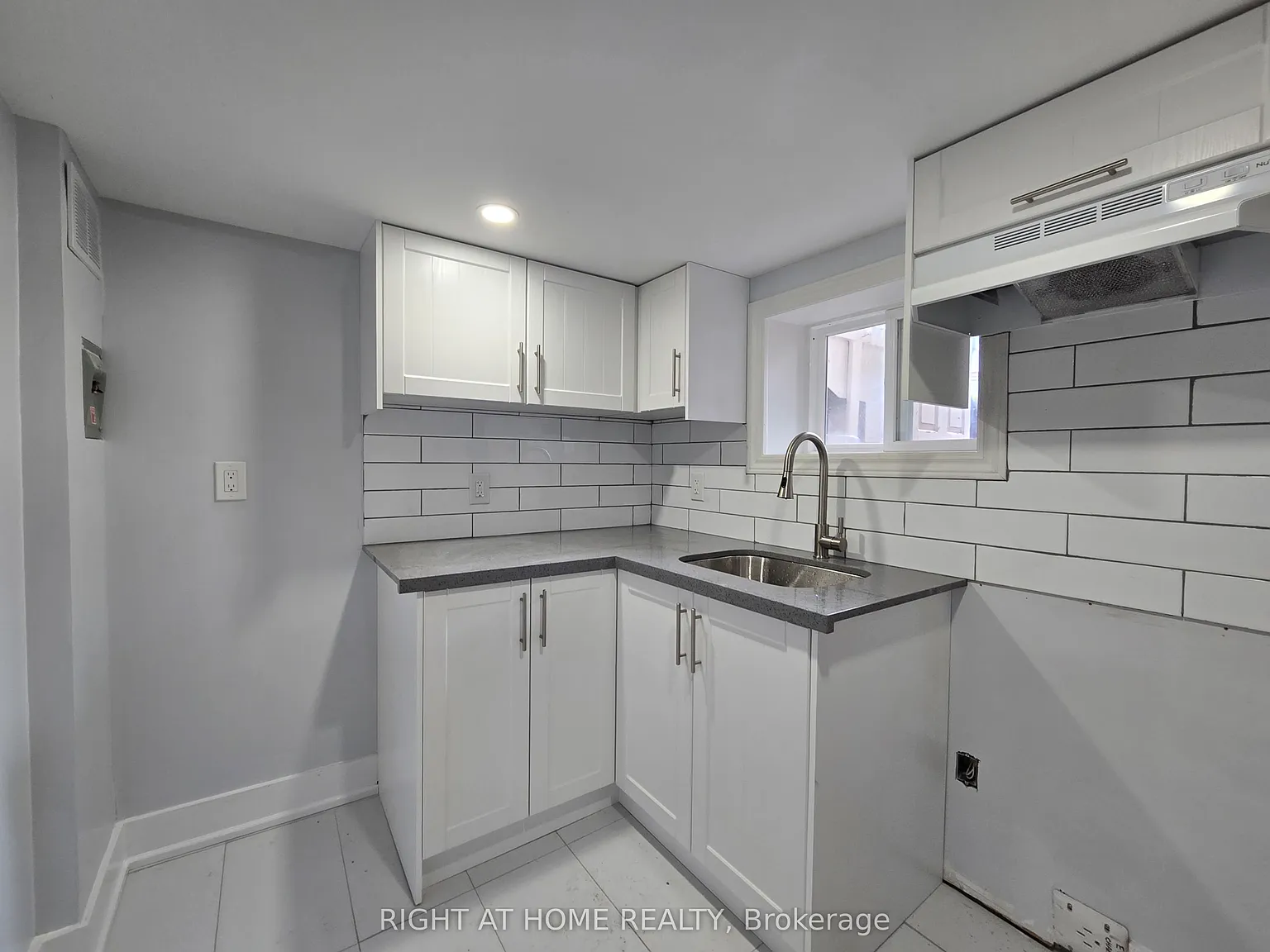 2 bed, $1,750 — Photo 4