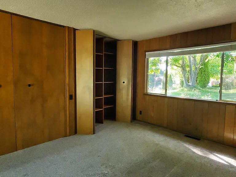 441 Eastwood Dr — Photo 6