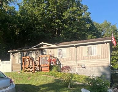 1438 Pleasant Ave, Boyne City, MI, 49712