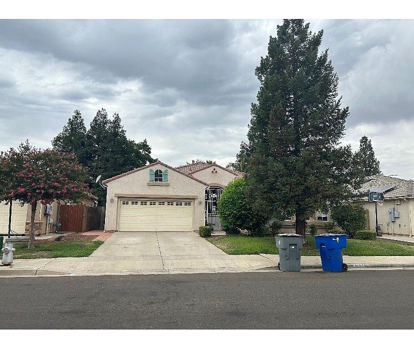 1st image of 8203 N Garden Ave