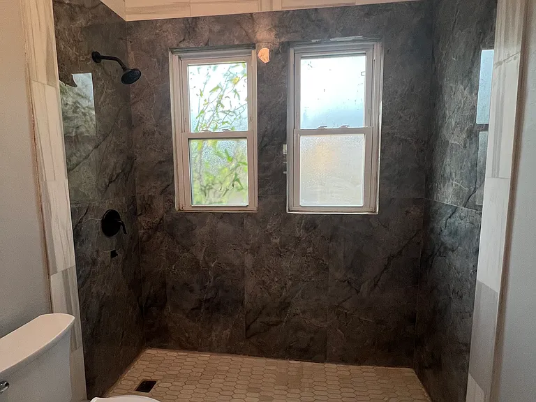 316 Bay St — Photo 12