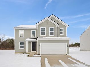 4241 Cedar Ln, Grand Blanc, MI 48439