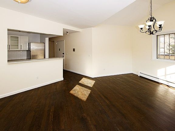 2nd image of 322 W 14th St #Penthouse