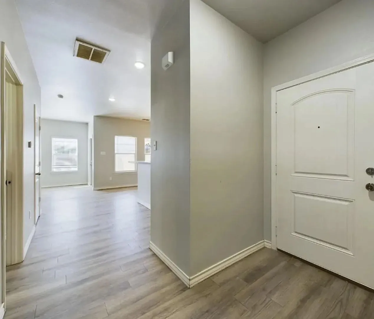 West End Townhome | 3 Bed | 3.5 Bath | 2 Car Garage — Photo 2