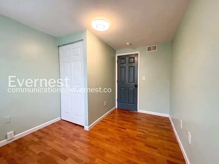 6405 Loch Crest Ct — Photo 16