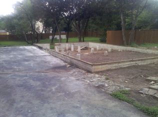 18405 Lake Oaks Dr, Jonestown, TX 78645