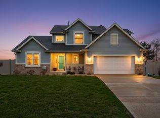 800 Antler Ct, Piqua, OH 45356