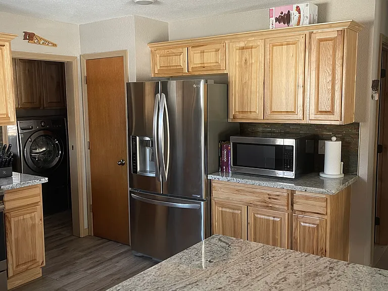 3175 W Riverdell Dr — Photo 21