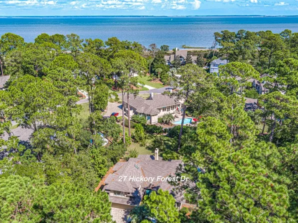 27 Hickory Forest Drive, Hilton Head Island, SC 29926