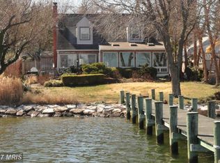 305 Edgewater Dr, Edgewater, MD 21037