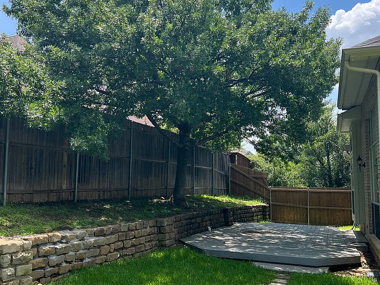 7717 Lakecrest Ct — Photo 30