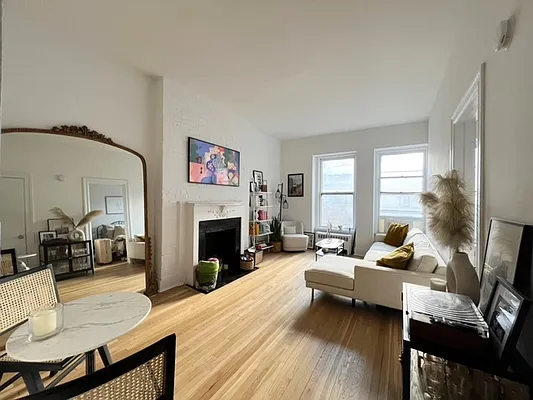 Rented by K & O Realty Associates Inc. | media 28