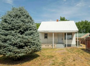 533 9th St, Clarkston, WA 99403