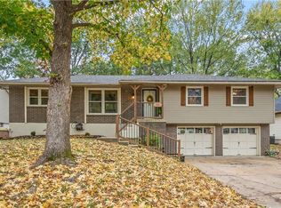 1317 SW 21st St, Blue Springs, MO 64015