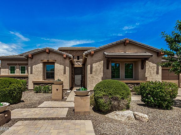 2nd image of 2868 E WILDHORSE Drive