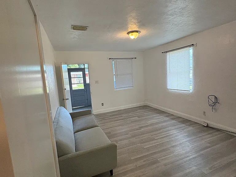 834 School St #2 — Photo 5