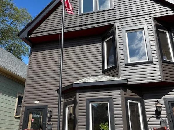 2826 S Linebarger Ter, Milwaukee, WI 53207