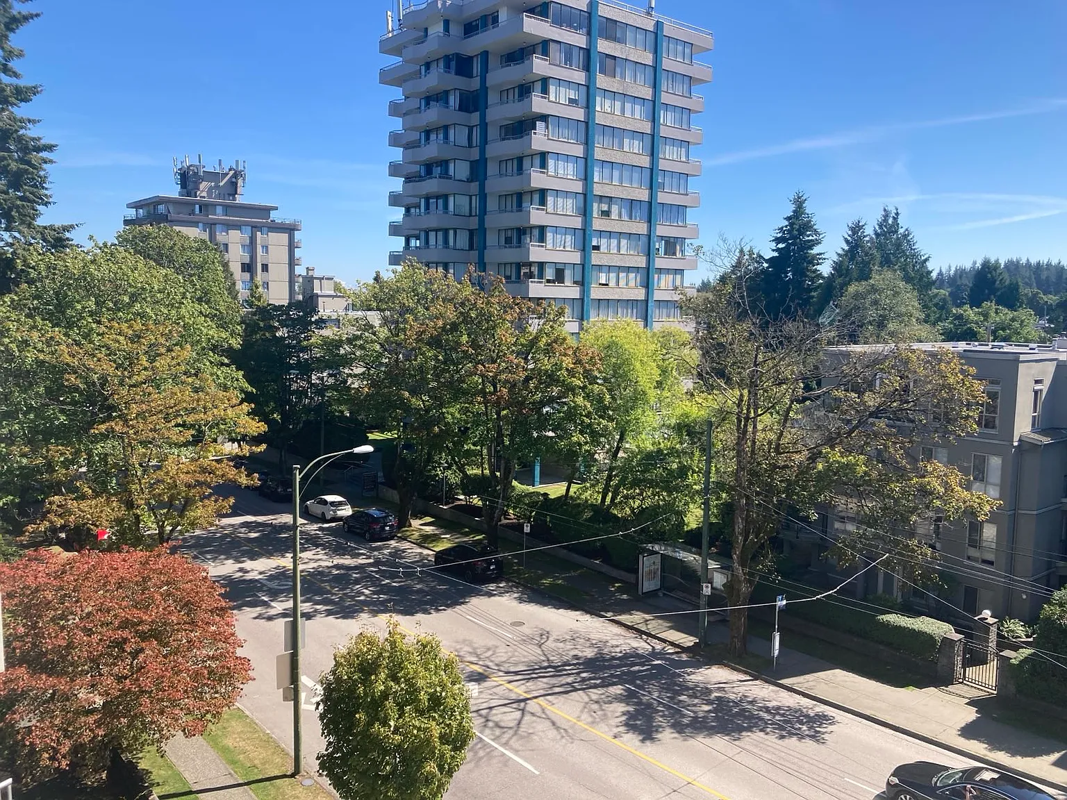  Id#179 1 Bed 1 Bath Apartment @ West Point Grey — Photo 4