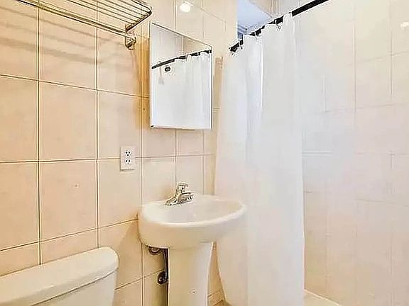 5th image of 167 Mott St #8A