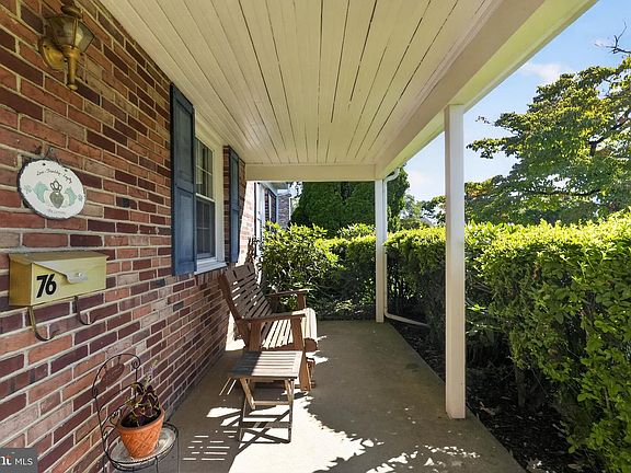 3rd image of 76 Snyder Ln