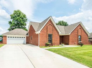 124 S Gretna Green Dr, Munford, TN 38058