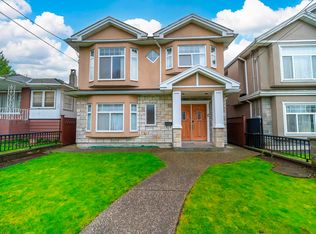 3320 E 43rd Ave, Vancouver, BC V5R3A1