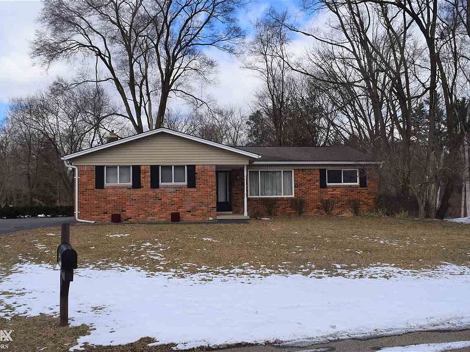 1st image of 5589 Harlowe Dr