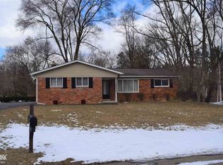 5589 Harlowe Dr, Shelby Township, MI 48316