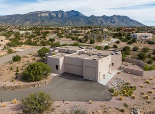 1 Anasazi Meadows Ct, Placitas, NM 87043