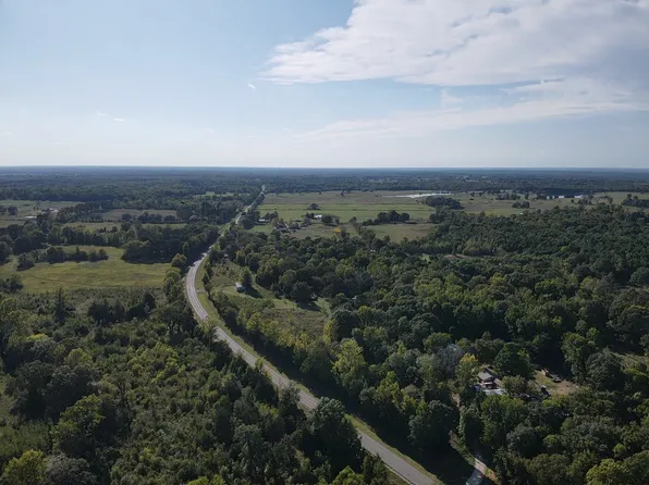 Fm 195, Bagwell, TX 75412