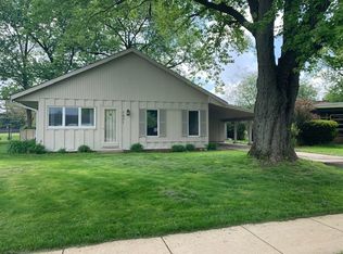 1031 Westview Dr, Rochelle, IL 61068