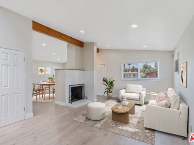 22922 Cantlay St, West Hills, CA, 91307