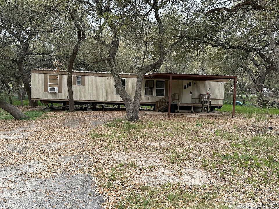 1st image of 64 DAWNRIDGE DR