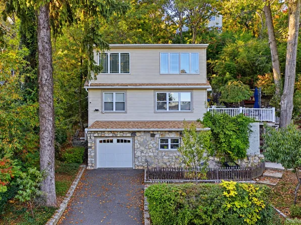 55 Tanglewylde Road, Lake Peekskill, NY 10537
