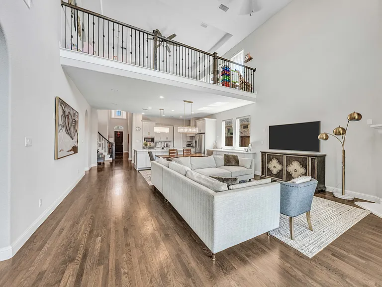 563 Bannerdale Blvd — Photo 17