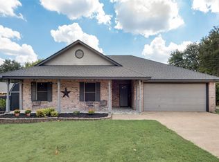 29 Atlantic Ave, Midlothian, TX 76065