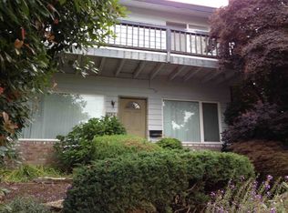 5743 35th Ave NE, Seattle, WA 98105