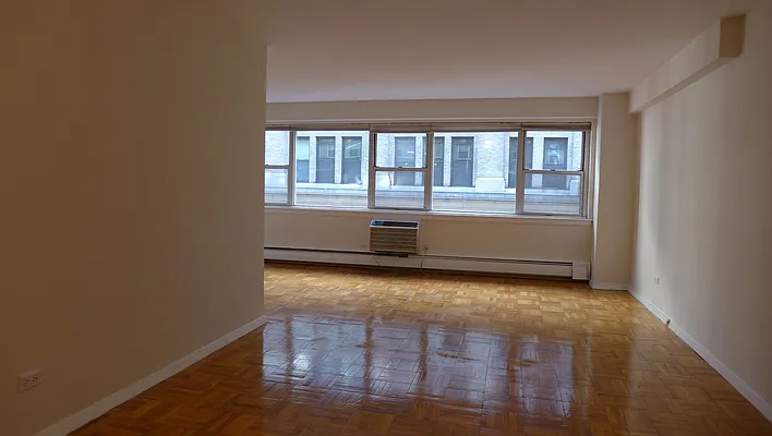 Rented by Metropolitan Equities | media 24