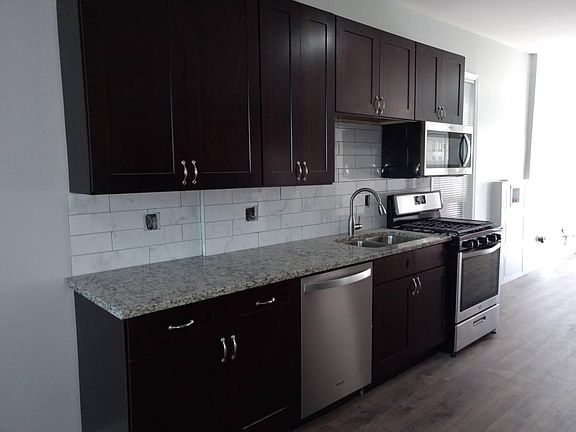 2nd image of 2821 W 25th Pl APT 2
