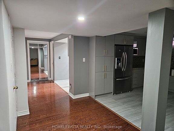 5th image of 854 Darwin Dr #Basement
