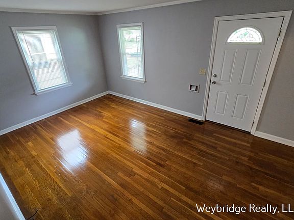 2nd image of 7020 Ellen Ave