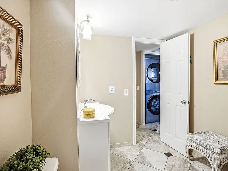 6035 Sea Ranch Dr #404 — Photo 21