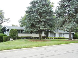 1520 Linda Ln, Lake Geneva, WI 53147